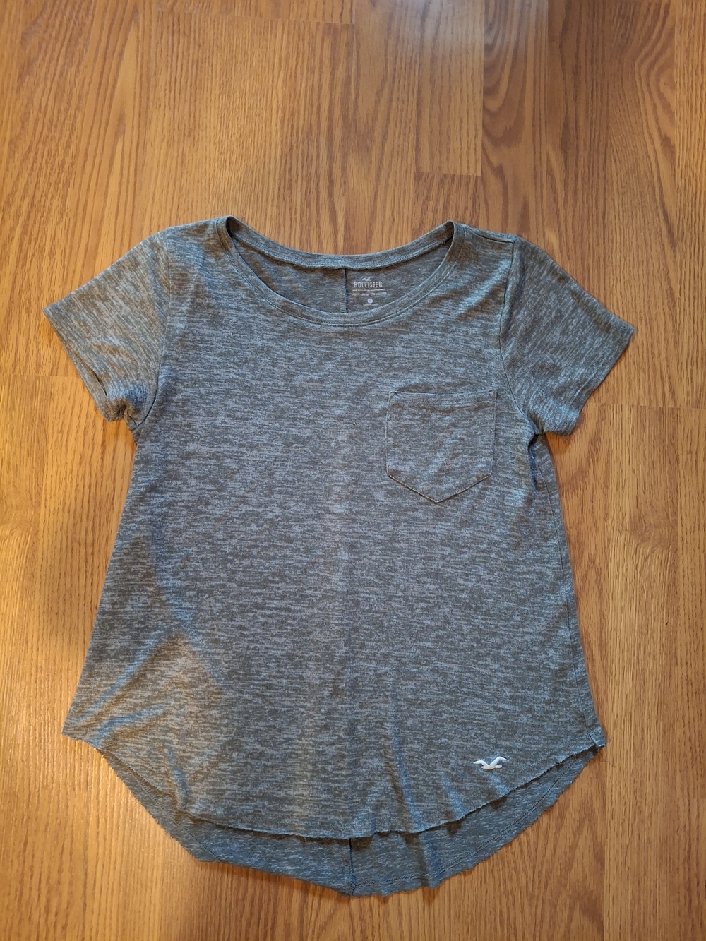 Hollister Heather Gray Short Sleeve Pocket Tee